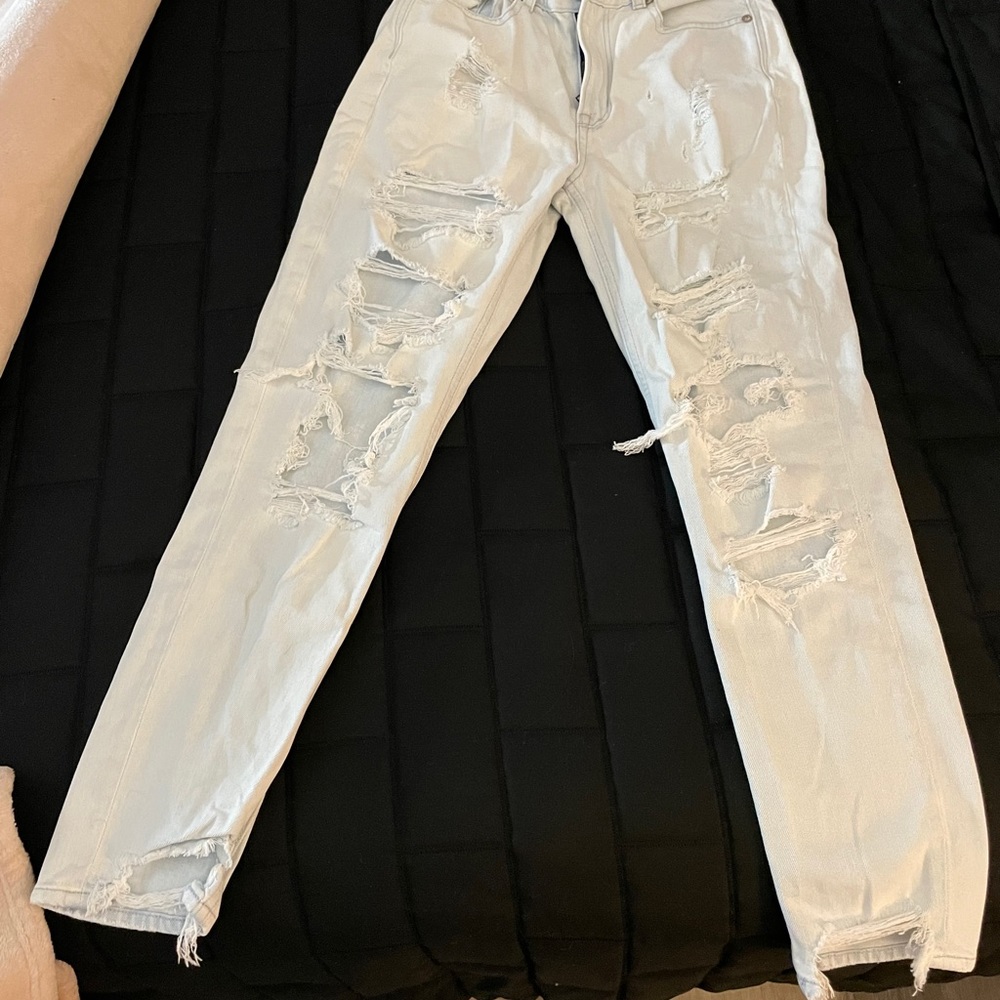 American Eagle Mom Jean